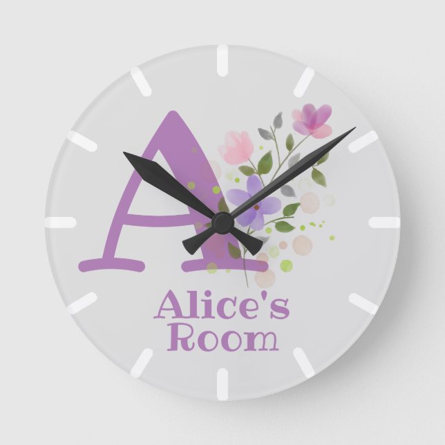 Relógio em uma Design floral com o nome Alice (Frente)