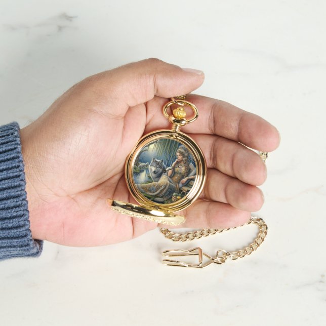 Relógio Encantamento Luar na Floresta Mística (Mão)