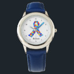Relógio Fita de Sensibilização Autismo Crianças Azuis Pers<br><div class="desc">Linda fita autista cheia de quebra-cabeça em azul. Uma bonito consciência autista personalizada garotos assistem presente. Monograma com o nome do seu filho.</div>