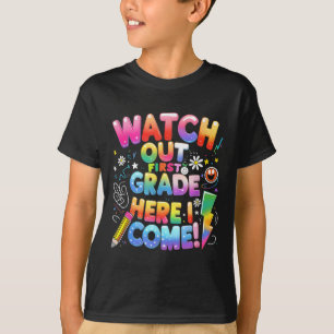 Relógio Fofo Cuidado Primeiro Ano Vem Aí Camiseta 