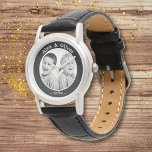 Relógio Foto da família branca e negra moderna<br><div class="desc">Foto do moderno Black and White Family Watch. Design preto e branco. No meio está uma foto personalizada - adicione sua foto favorita - excelente de aparência de fotos em preto e branco. Personalize com seus nomes e o ano. Bonito e bonito presente e guardar para mãe, pai, tia, tio,...</div>