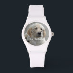 Relógio Foto e nome do cão de retenção do Ouro personaliza<br><div class="desc">Personalize esta manutenção com a fotografia e o nome do seu cão ou do seu filhote (ou outra foto/nome do animal de estimação ou da pessoa). O texto diz "Melhor Cachorro Alguma Vez" ou adiciona seu próprio texto - Nós amamos Daisy (nome do cachorro), aniversário do cachorro ou dia de...</div>