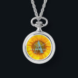 Relógio fotografia de girassol monograma e denominação mod<br><div class="desc">Monograma de fotografia de girassol moderno e brilhante e design. Ideal para aniversário,  Natal,  formatura,  casamento ou qualquer celebração.</div>