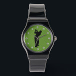 Relógio Golfista Verde com Números de Bola de Golfe<br><div class="desc">Curioso relógio de golfe verde para o melhor golfista da sua vida. Jogador de golfe #1 batendo uma bola em um fundo verde com bolas como o número do relógio neste dom único relógio de pulso. O pai perfeito ou presente de avô para um pai ou avô que adora golfe....</div>