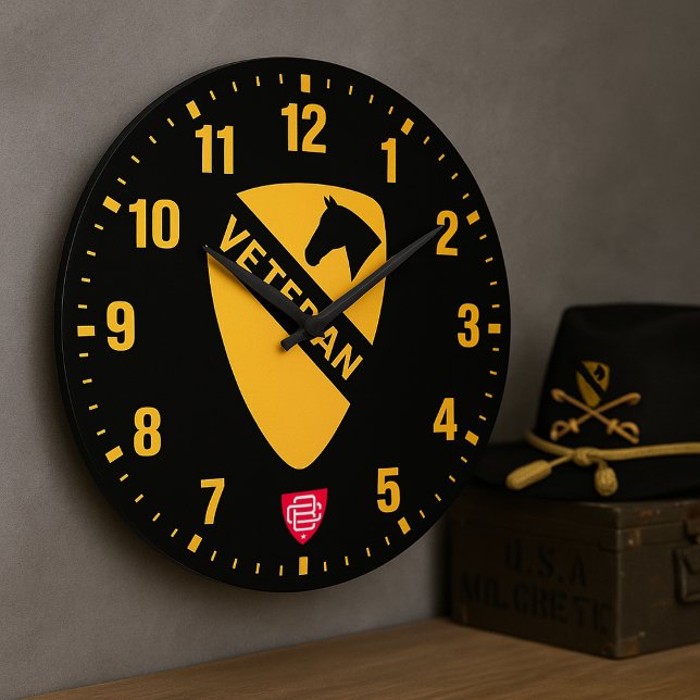 Relógio Grande 1st Cavalry Division "First Team" Tribute (1st Cavalry Division Veteran Tribute Wall Clock)