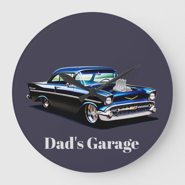 Relógio Grande 57 soprando na rua do músculo do carro clássico (Frente)