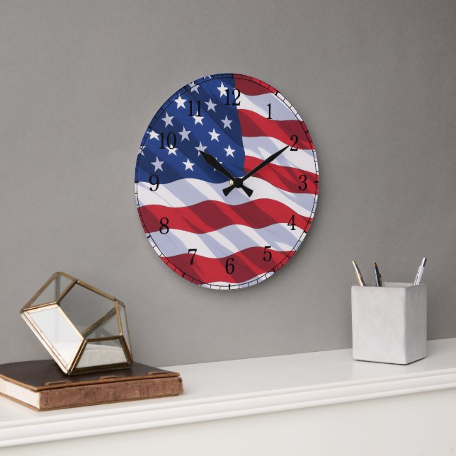 Relógio Grande American Flag Wall Clock — Waving Flag Design (Escritório)