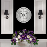 Relógio Grande Aniversário de Casamento de 25 de Ouros Silver Ele<br><div class="desc">Opulent elegance enquadra esta design de aniversário de casamento 25 num design de diamante escalado único com diamante de lágrima central com faíscas adicionadas em um gradiente de tom prateado. Design original por Holiday Hearts Design (direitos reservados). Por favor, note que todos os embelezamentos são impressos e feitos apenas para...</div>