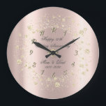 Relógio Grande Aniversário Dourado de Confetti Rosa de Diamantes<br><div class="desc">Diamantes de ouro elegantes sobre fundo de ouro rosa.</div>