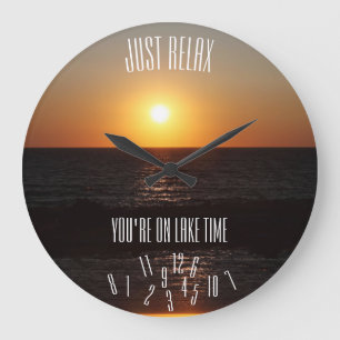 Relógio Grande Apenas relaxe-o estão em números preguiçosos do