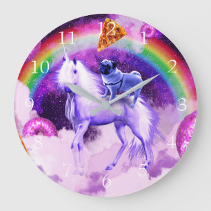 Relógio Grande Arco-íris no espaço montando um unicórnio