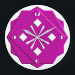 Relógio Grande Art Deco magenta - padrão geométrico<br><div class="desc">Art Deco,  estilizado,  branco sobre o padrão geométrico magenta em formas empilhadas,  de aspecto 3-d com bordas facetadas - arte digital</div>