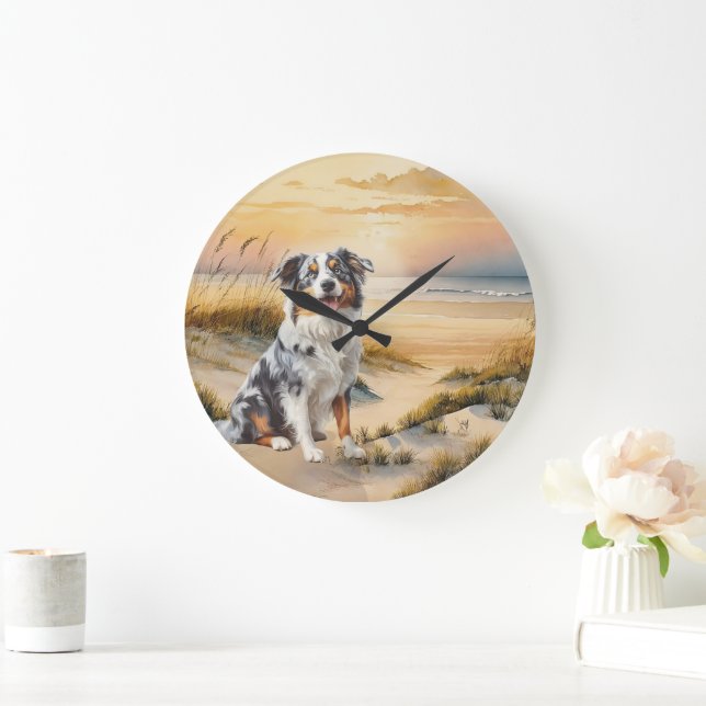 Relógio Grande Australian Shepherd em uma enseada de praia (Lar)