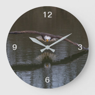 Relógio Grande Bald Eagle em Voo