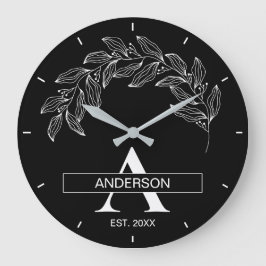 Relógio Grande Black and White Family Name Monogrammed