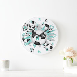 Relógio Grande bola de futebol das raparigas soprando estrelas de
