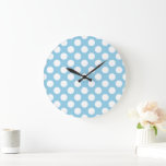 Relógio Grande Bolinhas azuis, Padrão de Bolinhas, Pontos, pontos<br><div class="desc">Padrão de bolinhas bonito,  divertido e adorável em cor azul e branca. Presente moderno e moderno,  perfeito para o amante das bolinhas em sua vida.</div>