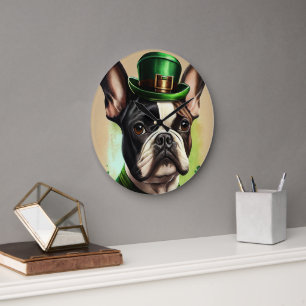 Relógio Grande Bulldog Francês vestido para o Dia de São Patrício