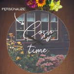 Relógio Grande Casa de campo com jardim rústico<br><div class="desc">Casca de madeira com jardim de verão colorido. Excelente adicional ao estilo country home decor, um presente encantador para amantes do estilo rústico. Pode eliminar o texto "Tempo de cozedura" ou substituí-lo pela sua própria mensagem (clique em "Personalizar esta modelo"). Para mais modificações (estilo de fonte, cor de fonte, posição...</div>