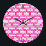 Relógio Grande Chique industrial do art deco - rosa, fúcsia,<br><div class="desc">Um art deco inspirou o impressão industrial do abstrato do chique nas máscaras do rosa,  do fúcsia,  e da orquídea da azálea,  acentuada com branco - design digital</div>