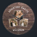 Relógio Grande Colagem de Fotos de Casamento Russo Moderno Keepsa<br><div class="desc">O relógio moderno de 3 fotos de colagem de casamento com uma mensagem personalizável lendo agora ADVENTURE AWAITS com 3 quadros de fotos favoritas embaixo de um fundo de madeira com estilo arruinado (impresso). Faça de si mesmo adicionando seu nome de família e ano estabelecidos abaixo. Presente de manutenção exclusivo...</div>