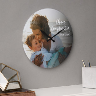 Relógio Grande Coordenadora de Caos Mamãe Ano Personalizado