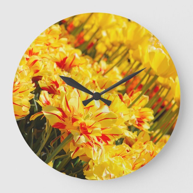 Relógio Grande Crescendo em Dourado (Frente)