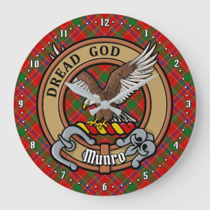 Relógio Grande Crest do Clã Munro sobre Tartan