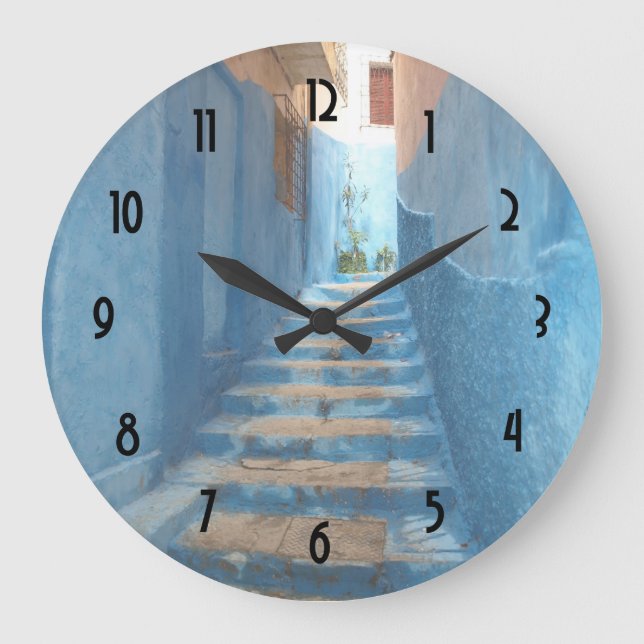 Relógio Grande Escada Estreita Azul em Marrocos (Frente)