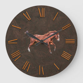 Relógio Grande Folha Arrefecida, Couro Esculpido com Cavalo Verme