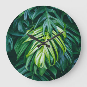 Relógio Grande Folhas tropicais: fundo natural escuro.