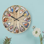 Relógio Grande Fotos em Forma de Coração Efeito do Pino Redondo e<br><div class="desc">Crie seu próprio relógio multifoto. O modelo de foto é configurado para que você adicione 12 fotos que são exibidas em um quadro em forma de coração. O design usa fotos verticais retratos para todos os números, exceto 3 e 9, que estão em formato horizontal. A face do relógio tem...</div>