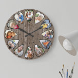 Relógio Grande Fotos em forma de coração Fotos Rustic Dark Wood L<br><div class="desc">Crie seu próprio relógio multifoto. O modelo de foto é configurado para que você adicione 12 fotos que são exibidas em um quadro em forma de coração. O design usa fotos verticais retratos para todos os números, exceto 3 e 9, que estão em formato horizontal. A face do relógio tem...</div>