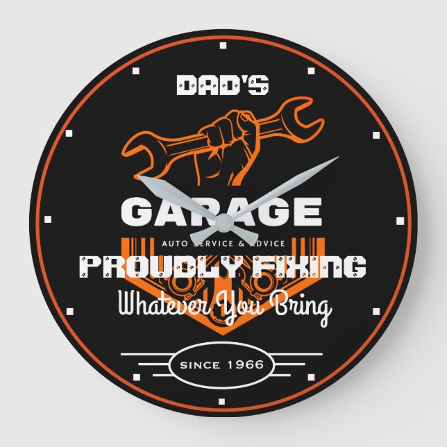 Relógio Grande Garage Dad's or Any Name Proudly Fixing Funny  (Frente)
