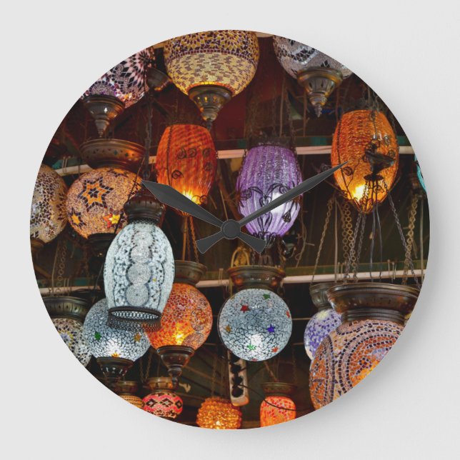 Relógio Grande Grand Bazar Em Istambul, Turquia (Frente)