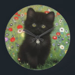 Relógio Grande Gustav Klimt Kitten<br><div class="desc">Relógio com um gatinho Gustav Klimt! Este gatinho preto veste um colar prateado e se senta num campo de flores vermelhas,  azuis,  brancas e amarelas. Um presente maravilhoso para amantes de gatos e entusiastas de arte austríacos!</div>