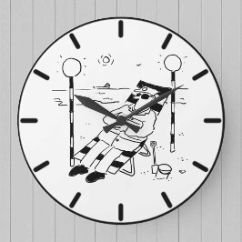 Relógio Grande Lollipop Man está tomando banho de sol na praia