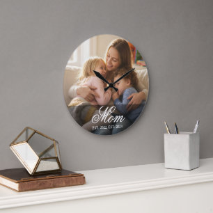Relógio Grande Mãe Estabeleceu Foto Moderna em Letra Branca