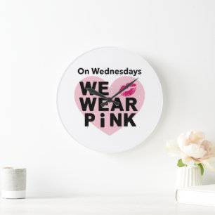 Relógio Grande Na Quarta-Feira Nós Usamos Rosa Dia dos Namorados