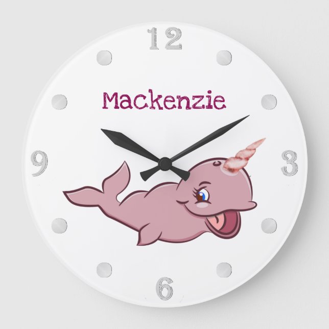 Relógio Grande Narwhal Pink | Girly Kawaii Chibi Personalizada em (Frente)