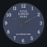 Relógio Grande Nome da empresa Logotipo comercial Marca azul corp<br><div class="desc">Os Wall Clocks com o logotipo da empresa fazem ofertas de promocional corporativo únicas. Personalize com seu nome e logotipo de empresa. Os relógios de logotipo também fazem presentes de excelente de apreciação para os funcionários.</div>
