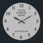 Relógio Grande Nome da empresa Logotipo da empresa Cinza promocio<br><div class="desc">Os Wall Clocks com o logotipo da empresa fazem ofertas de promocional corporativo únicas. Personalize com seu nome e logotipo de empresa. Os relógios de logotipo também fazem presentes de excelente de apreciação para os funcionários.</div>