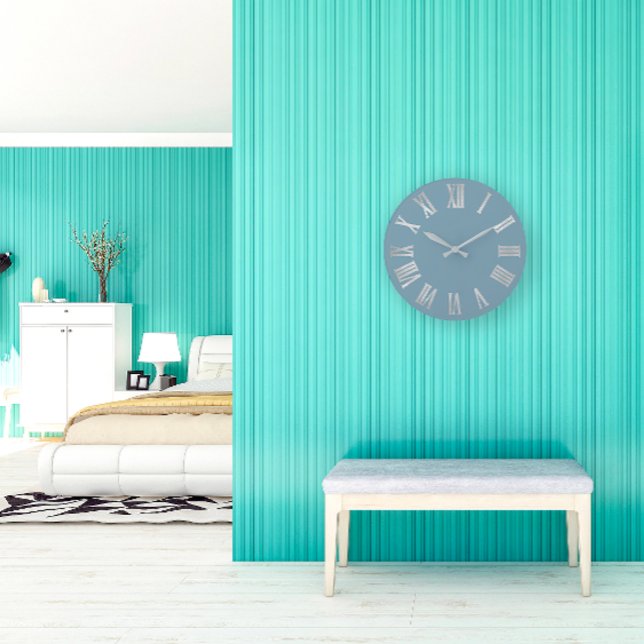 Relógio Grande Números romanos das Cinzas Metálicas cinzas Azul P (Gray Blue Silver Metallic Gray Roman Numbers Large Clock)