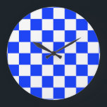 Relógio Grande Padrão de Verificação Branco Azul<br><div class="desc">Design de padrão de quadrados geométricos verificado com verificação de azul e branco</div>