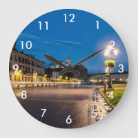 Prato della Valle à noite em Padova, Itália
