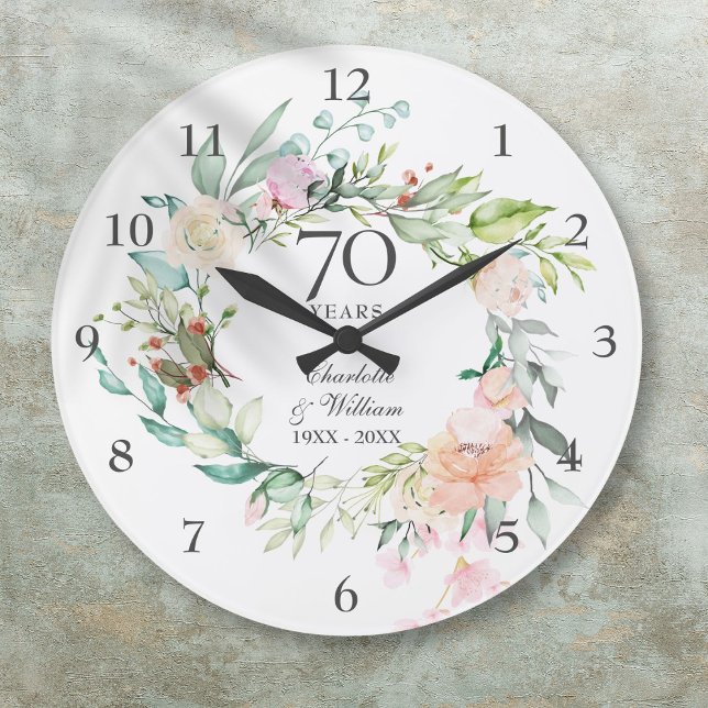 Relógio Grande Rosas de Aniversário de 70 Anos de Casamento Flora (70th Wedding Anniversary Roses Floral Large Clock)