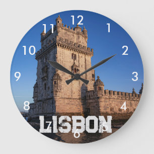 Relógio Grande Torre de Belem ao pôr do sol em Lisboa, Portugal