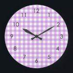 Relógio Grande Xadrez Gingham Clássica Estética Lilac Pastel<br><div class="desc">Tendência moderna de verão, padrão de lenha de xadrez de gingham no piquenique. Tons de pastel estéticos. Design de gingham bonito para o design moderno do interior do decoro doméstico. Um padrão colorido de pêssego gingham. Pastel gingham, decoração e presentes. Decoração de design de-home padrão violeta violeta de lavanda de...</div>