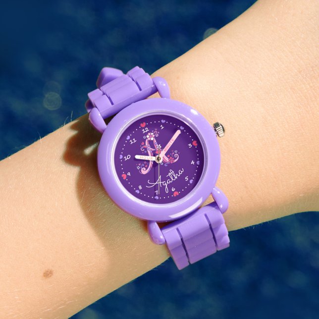 Relógio Letra monográfica Um rabisco, garotas do coração (Criador carregado)