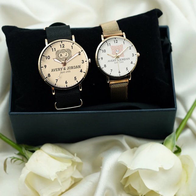 Relógio Luxury Monogram Elegant Initials Couple Names (Criador carregado)